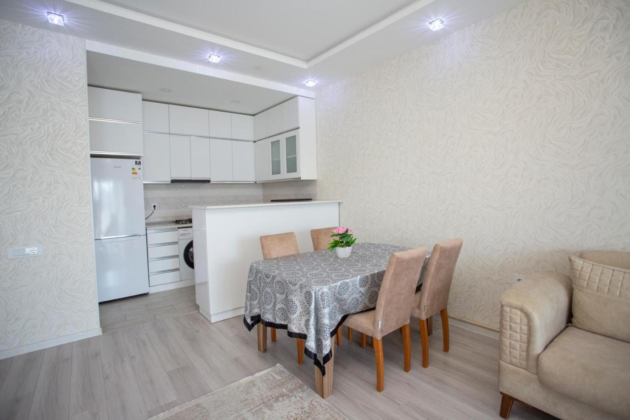 Apartamento Park Azure Luxury Bakú Exterior foto